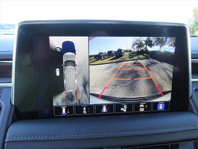 Used 2024 Chevrolet Tahoe Z71 w/ Luxury Package image 31