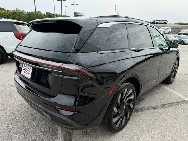 Used 2024 Lincoln Nautilus Black Label w/ Jet Appearance Package (87T) image 7