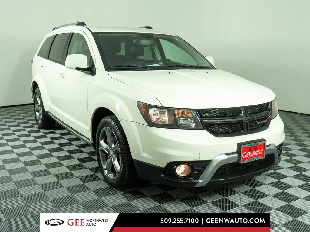 Used 2017 Dodge Journey Crossroad image 1