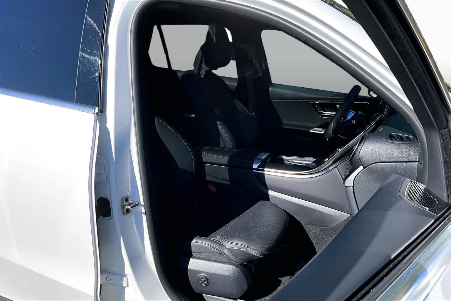 Certified 2026 Mercedes-Benz GLC 300 4MATIC image 8