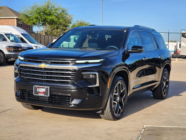 Used 2025 Chevrolet Traverse High Country FWD image 12