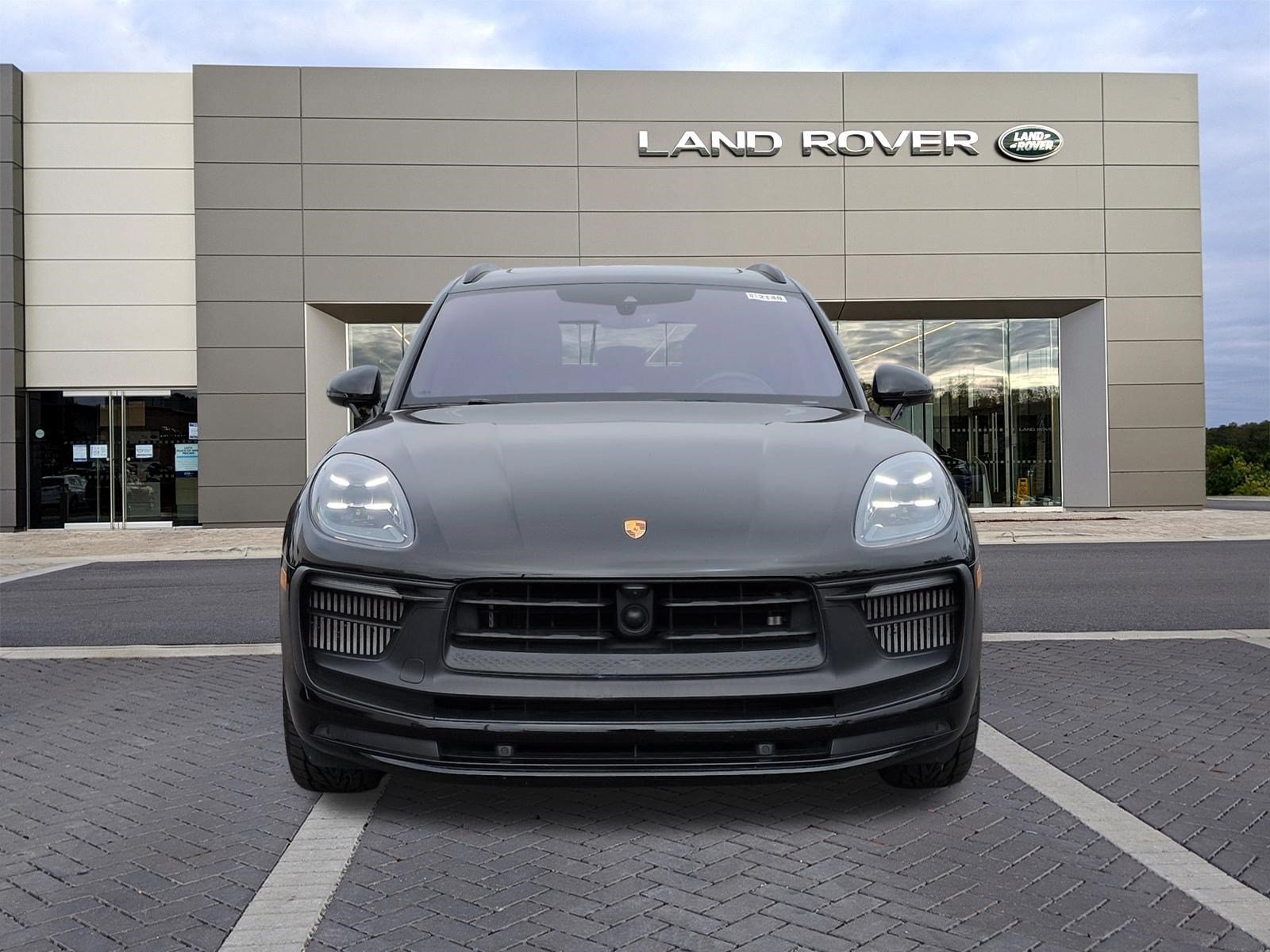 Used 2023 Porsche Macan GTS AWD/4WD image 2