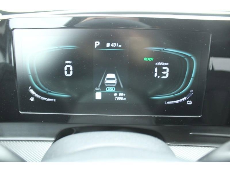 Used 2025 Kia Sportage LX image 21