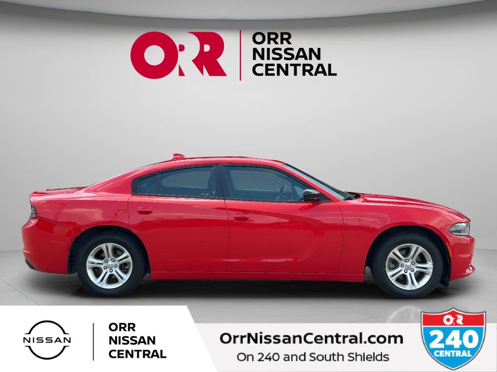 Used 2023 Dodge Charger SXT RWD image 4