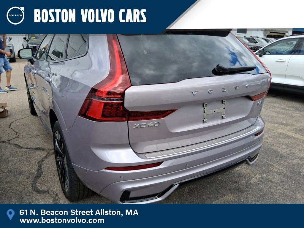 New 2026 Volvo XC60 B5 Plus w/ Protection Package Premier AWD/4WD image 5