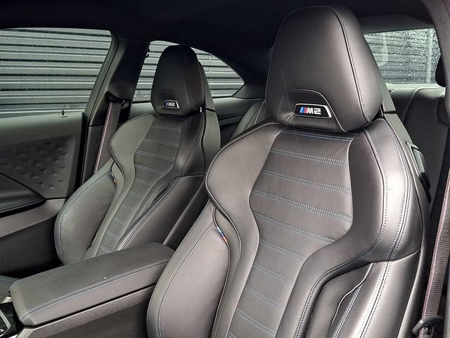 Used 2023 BMW M2 w/ Lighting Package RWD image 5