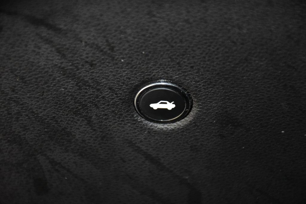 Used 2015 Dodge Dart SXT image 17