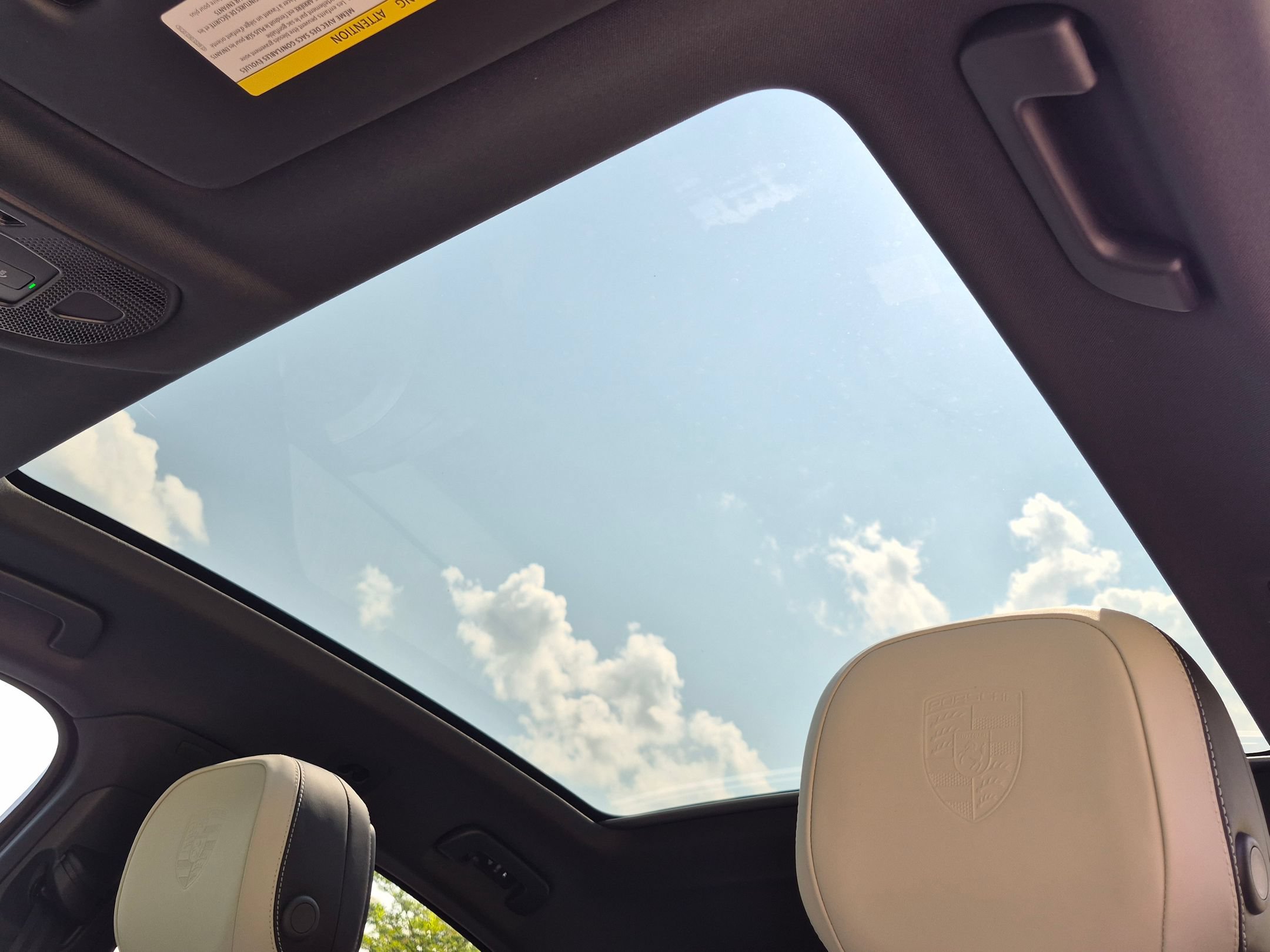 New 2026 Porsche Cayenne Coupe AWD/4WD image 21