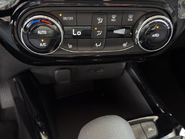 New 2026 Chevrolet Trax ACTIV w/ Driver Confidence Package FWD image 15
