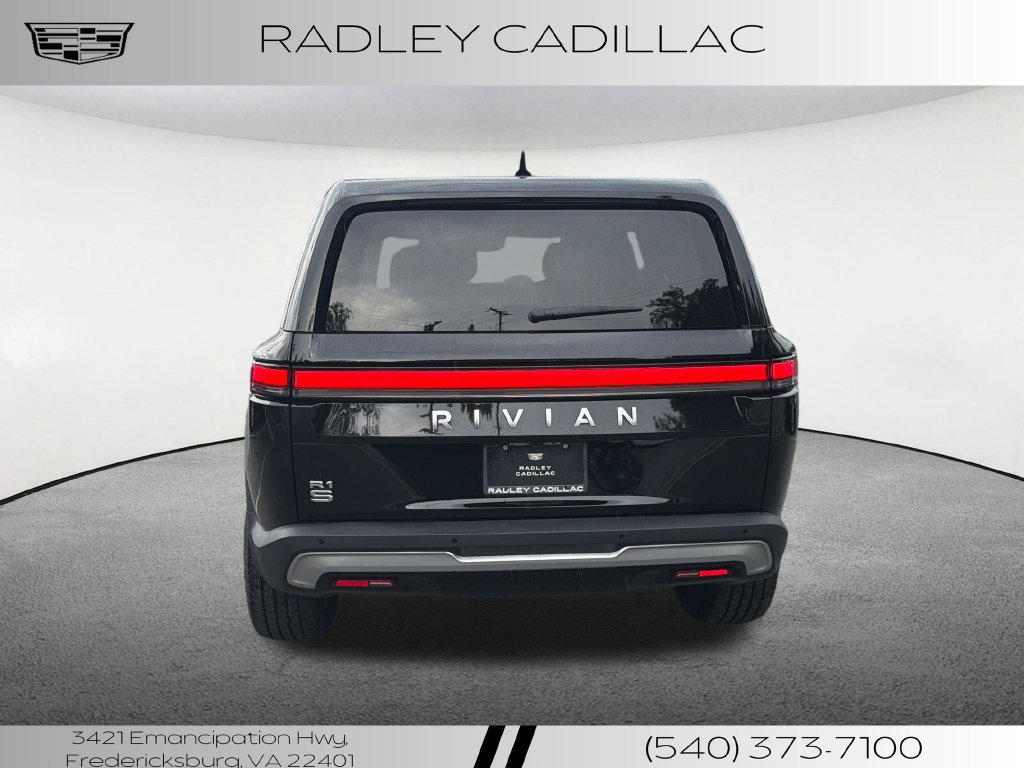 Used 2024 Rivian R1S Adventure Dual AWD/4WD image 16