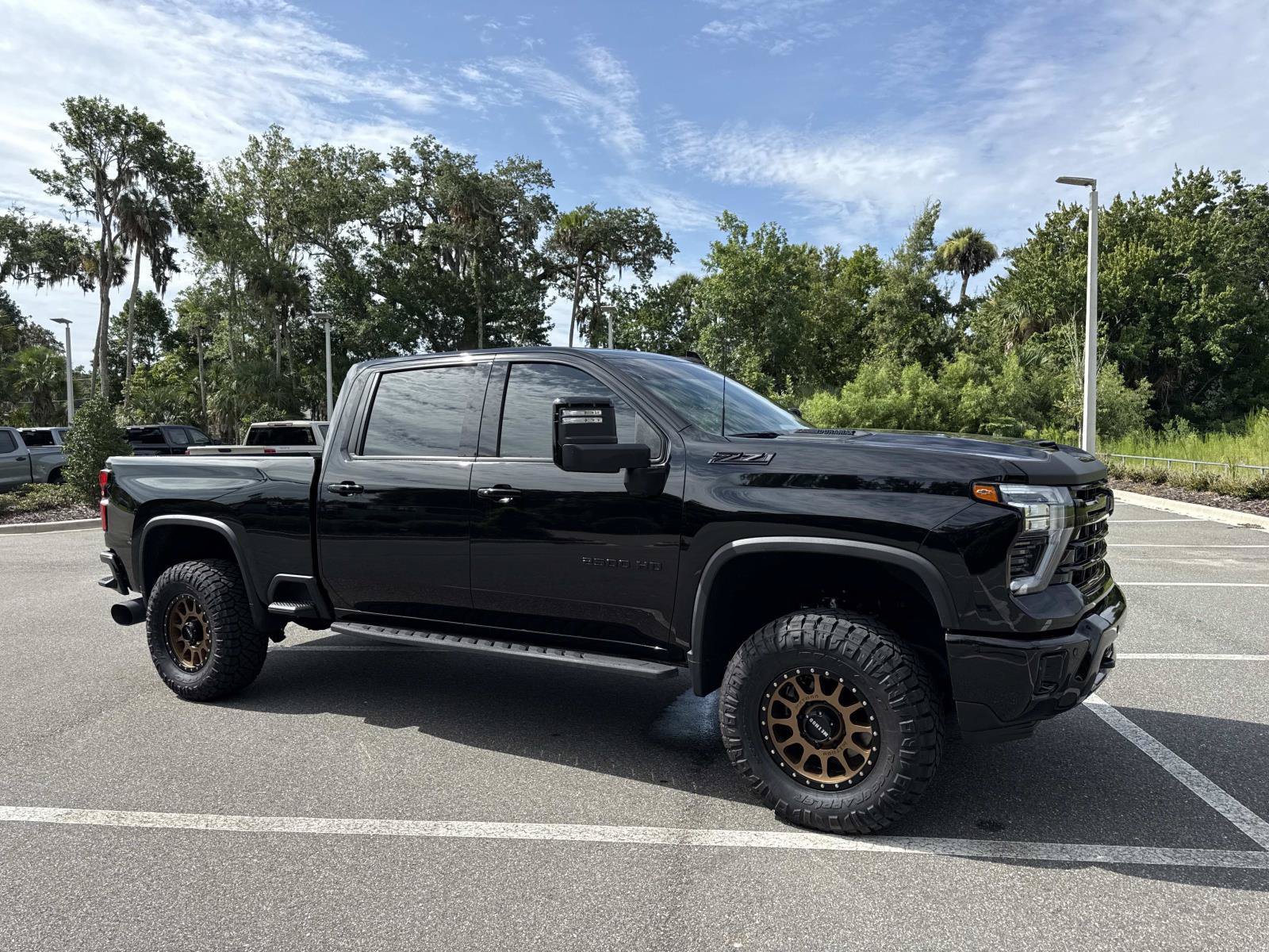 Used 2024 Chevrolet Silverado 2500 LTZ w/ LTZ Plus Package AWD/4WD image 1