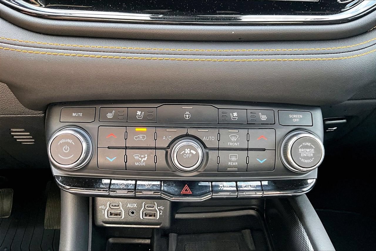 Certified 2023 Dodge Durango R/T AWD/4WD image 18