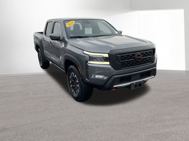 Used 2024 Nissan Frontier PRO-4X image 3