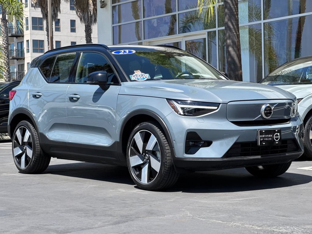 Certified 2023 Volvo XC40 Recharge Ultimate w/ Protection Package Premier AWD/4WD image 7