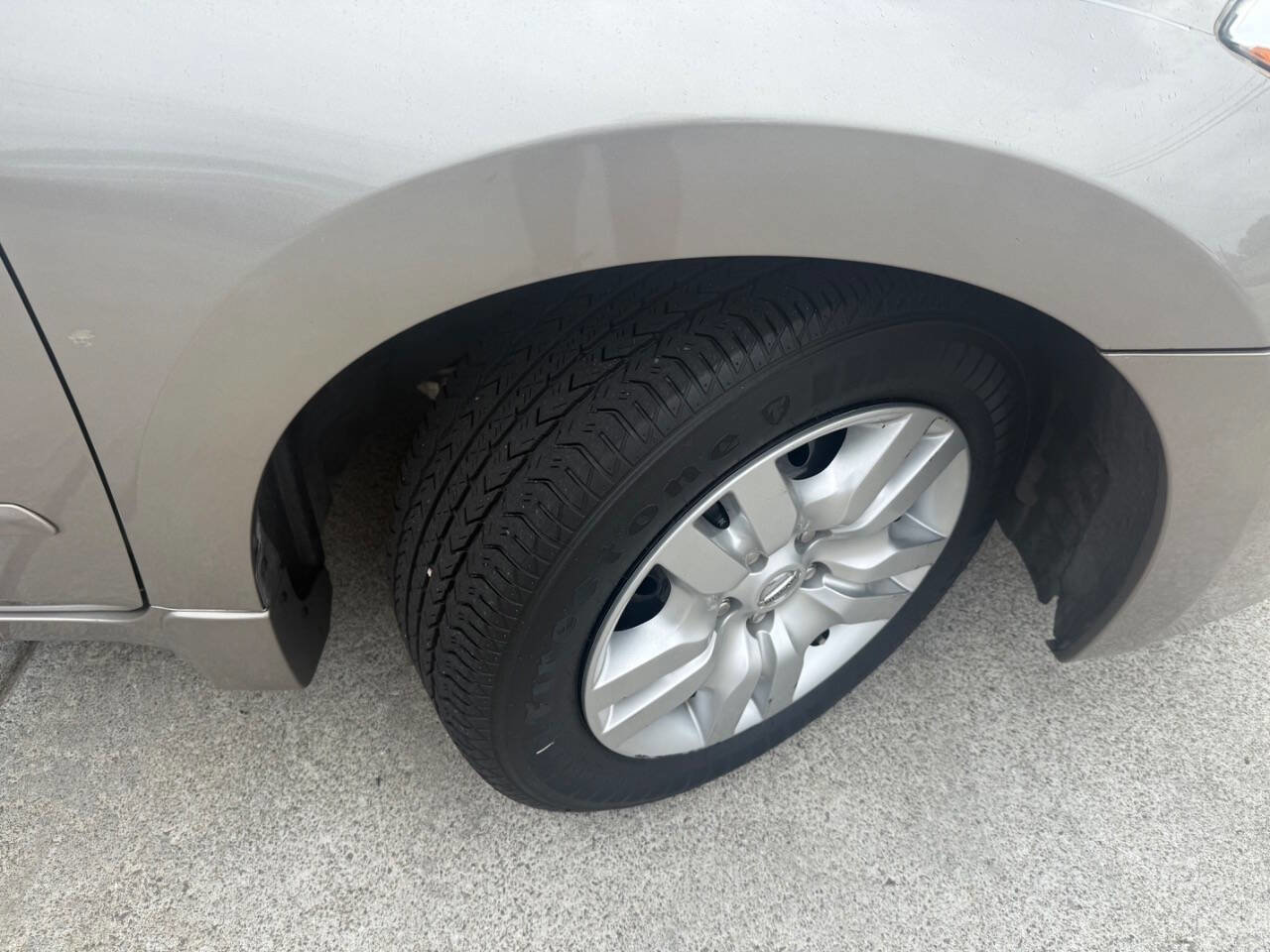 Used 2011 Nissan Altima 2.5 S FWD image 25