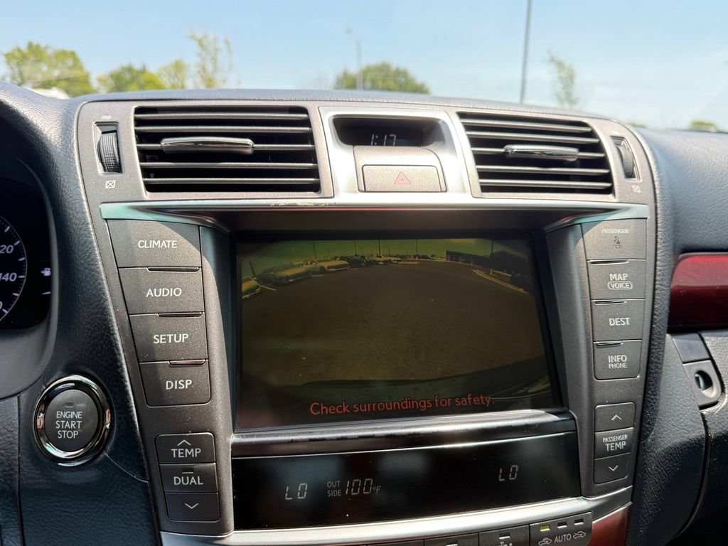 Used 2010 Lexus LS 460 w/ Comfort Pkg RWD image 16