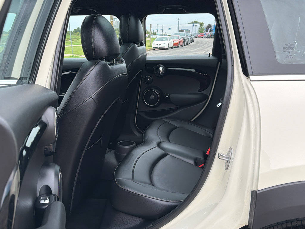 Used 2015 MINI Cooper S FWD image 32