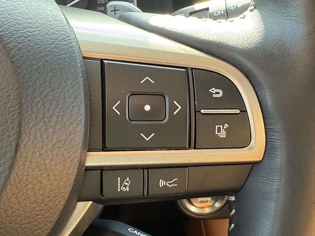 Used 2022 Lexus RX 350L Premium w/ Premium Package image 20