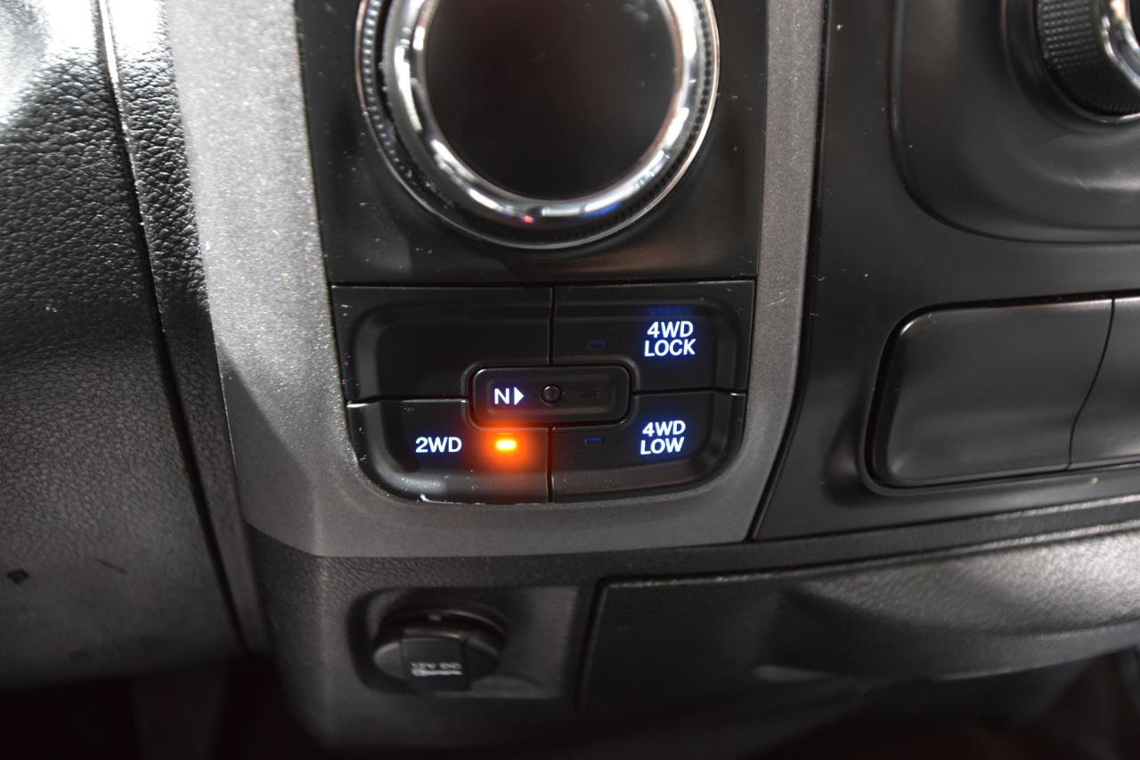 Used 2017 RAM 1500 Express w/ Express Value Package AWD/4WD image 25