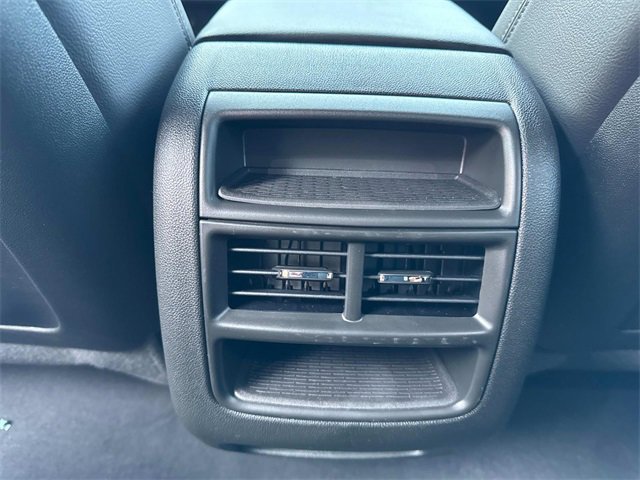 New 2025 Cadillac XT5 Luxury image 13