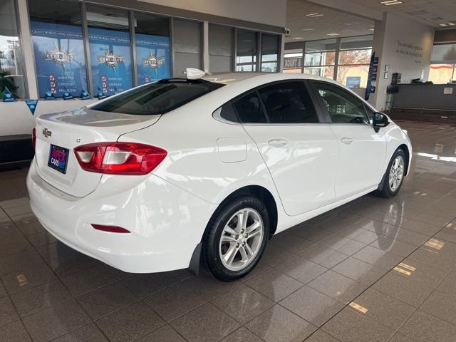 Used 2017 Chevrolet Cruze LT w/ Convenience Package image 3