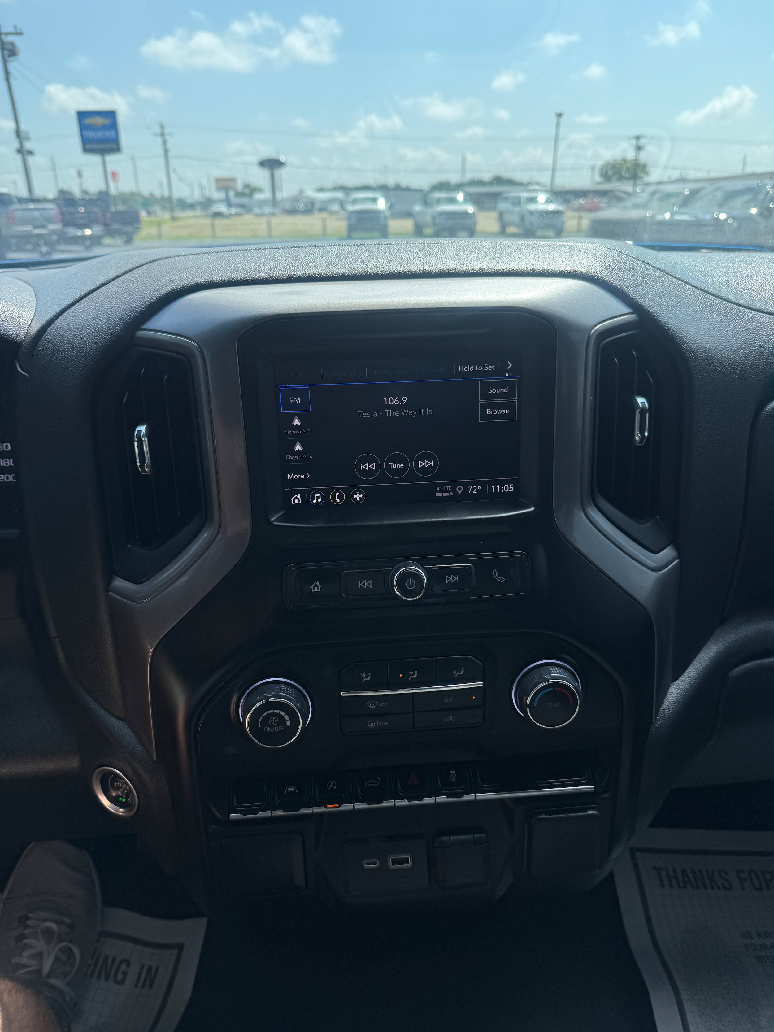Used 2022 Chevrolet Silverado 1500 Custom AWD/4WD image 17