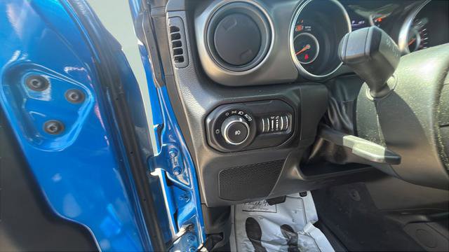 Used 2022 Jeep Wrangler Unlimited Sport AWD/4WD image 12