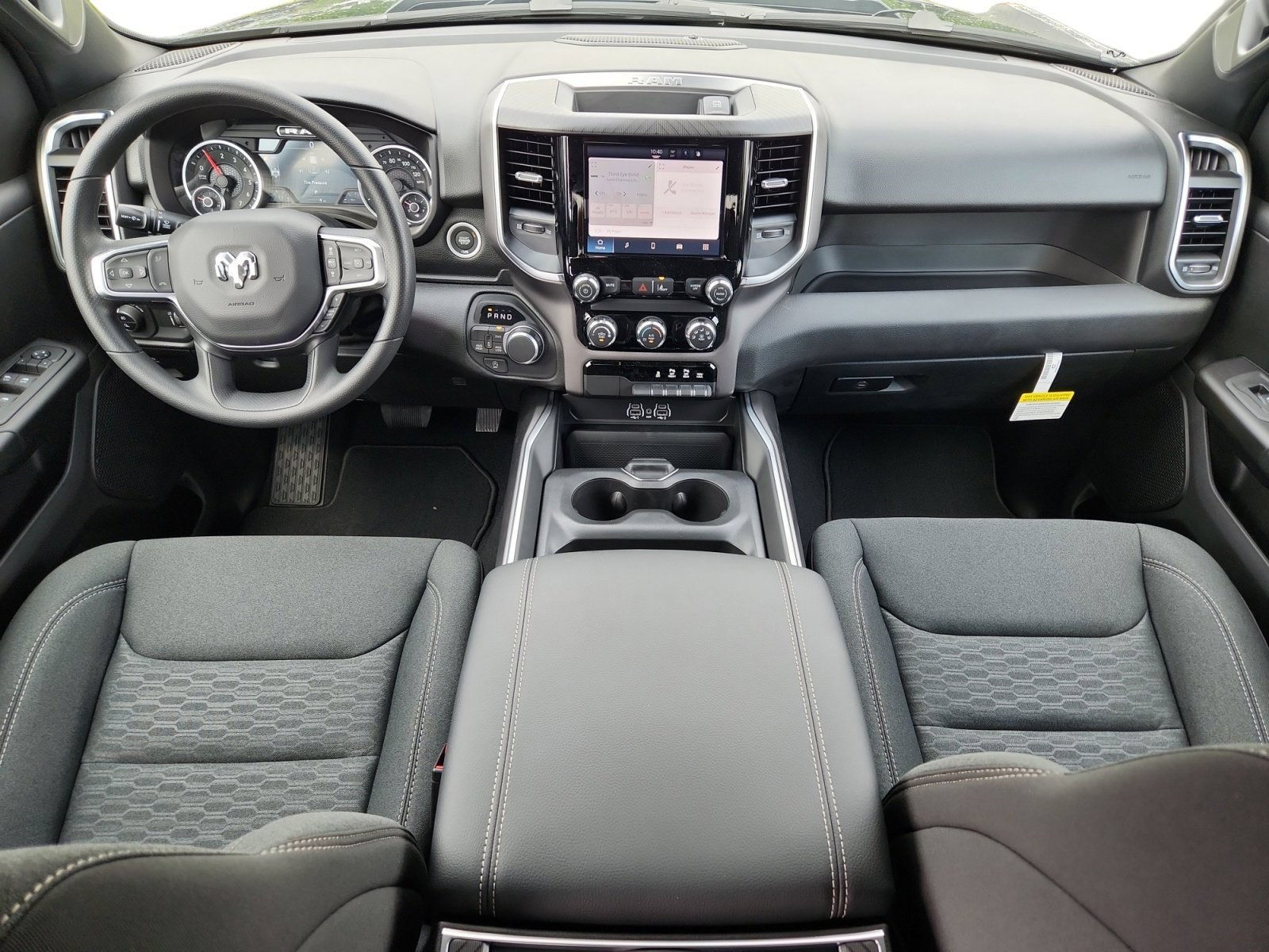 New 2026 RAM 1500 Express AWD/4WD image 13
