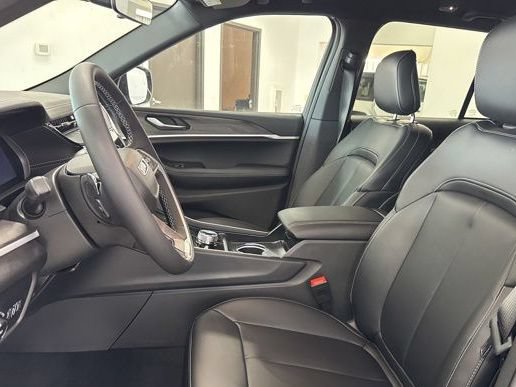 New 2026 Jeep Grand Cherokee Limited AWD/4WD image 14