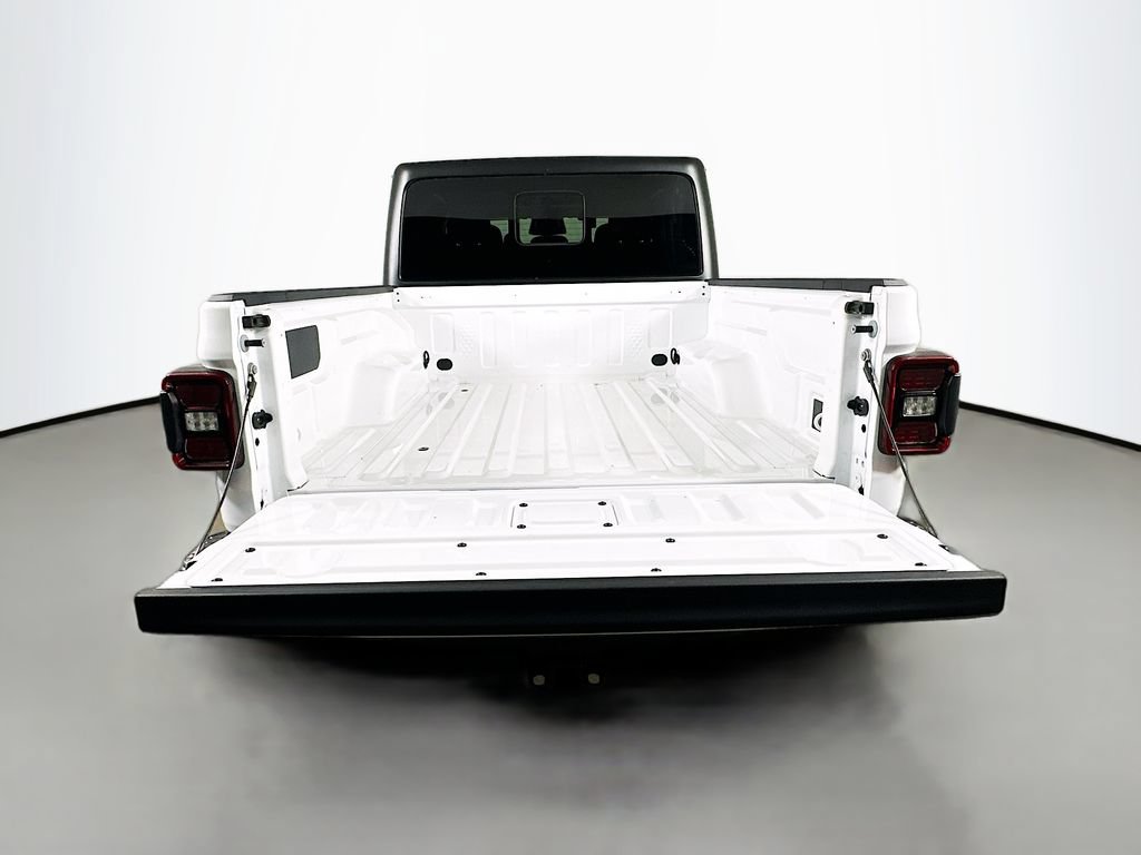 Used 2026 Jeep Gladiator Rubicon w/ Steel Power Dome Hood Package AWD/4WD image 33