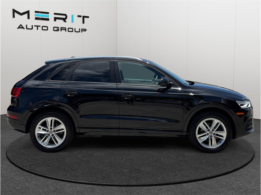 Used 2017 Audi Q3 2.0T Premium w/ Convenience Package AWD/4WD image 10