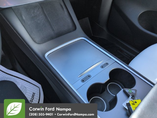Used 2022 Tesla Model Y Long Range AWD/4WD image 15