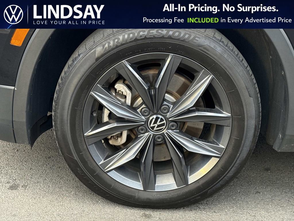 Used 2023 Volkswagen Tiguan SE AWD/4WD image 8