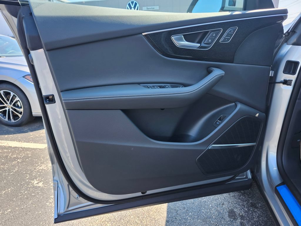 New 2027 Audi Q8 Premium Plus AWD/4WD image 14