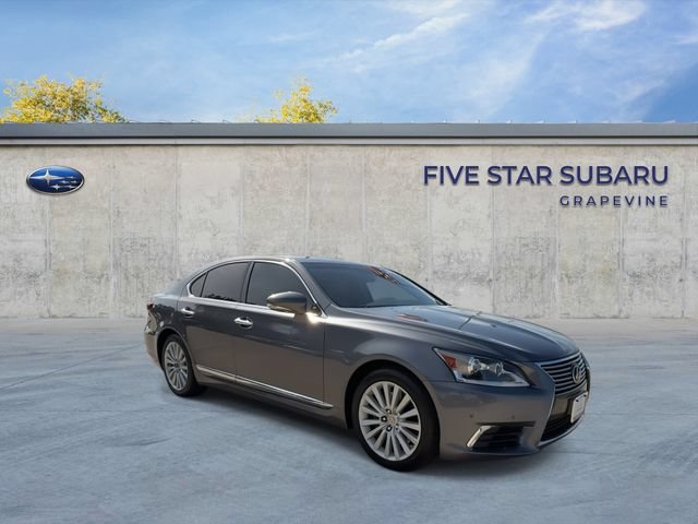 Used 2016 Lexus LS 460 AWD w/ Comfort Package image 2