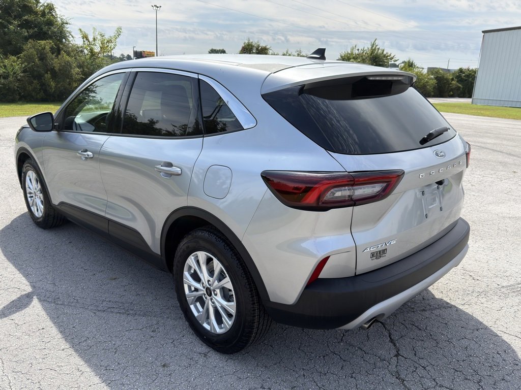 Certified 2023 Ford Escape Active image 5