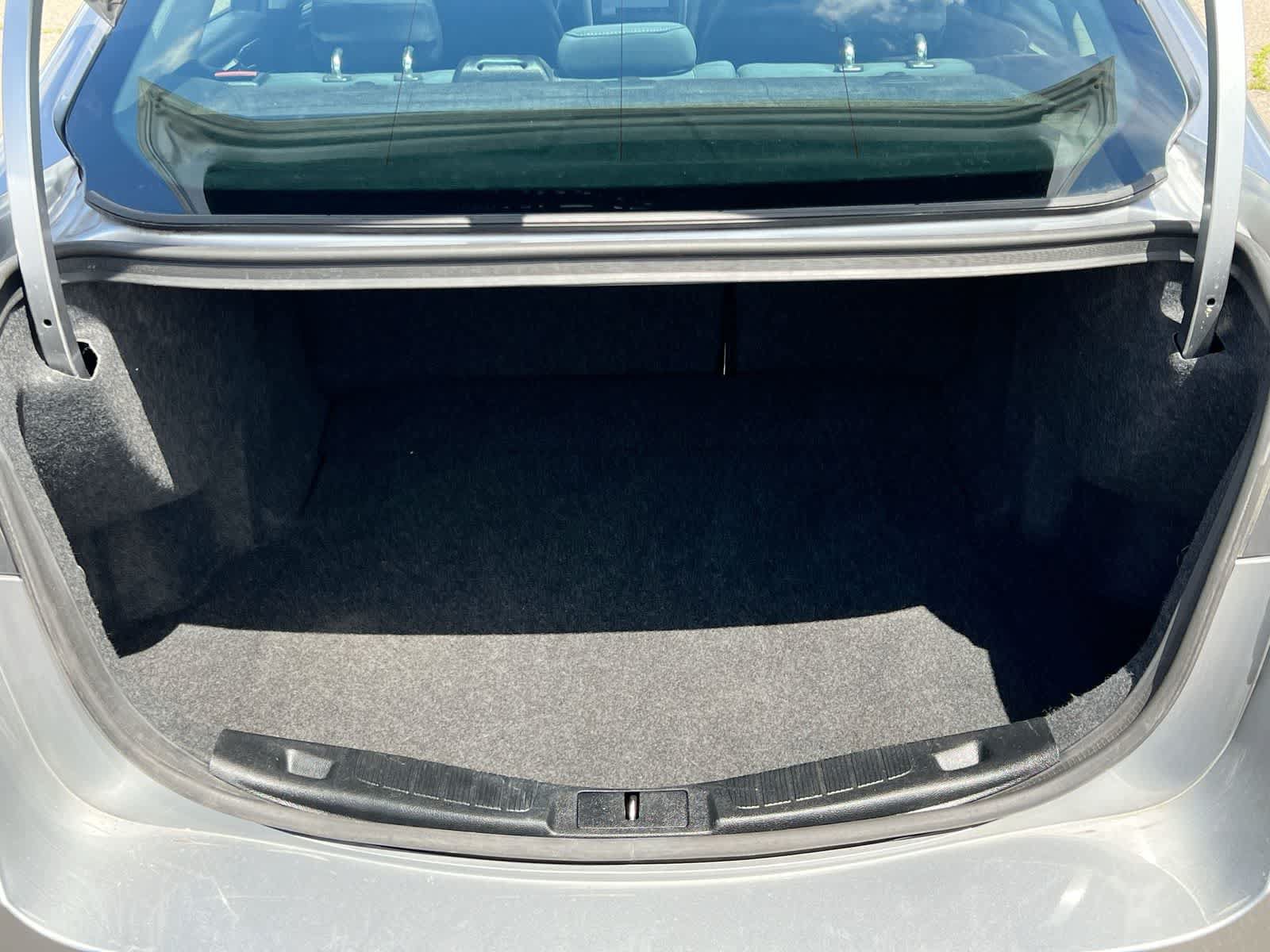 Used 2020 Ford Fusion SE FWD image 34