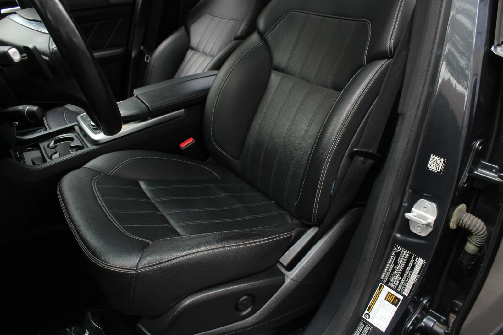 Used 2016 Mercedes-Benz GL 320 BlueTEC 4MATIC w/ Premium I Package image 17