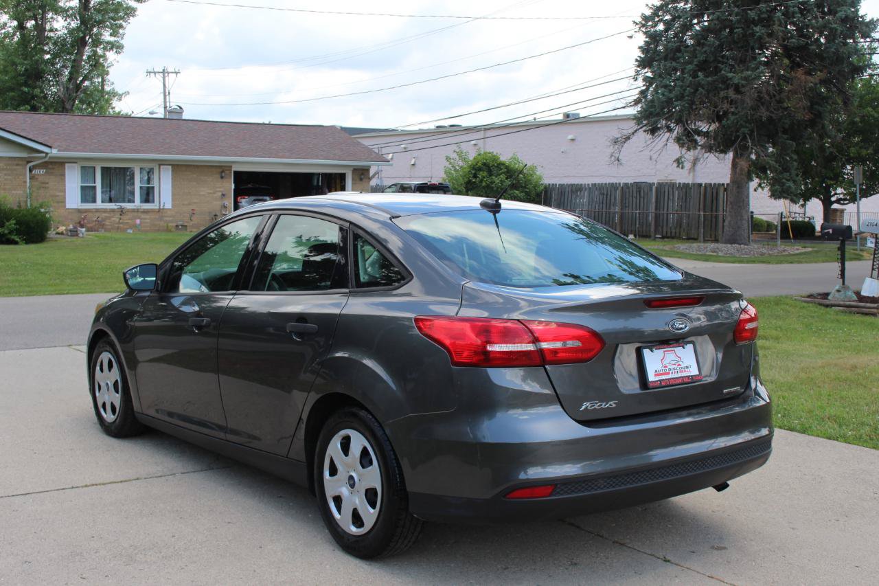 Used 2016 Ford Focus S FWD image 7