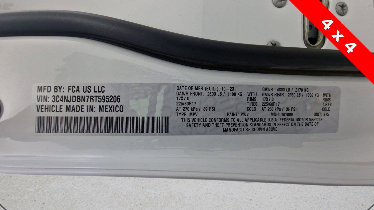 Used 2024 Jeep Compass Latitude image 11