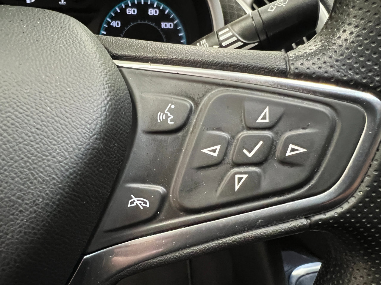 Used 2021 Chevrolet Malibu LS w/ Driver Confidence Package II image 32