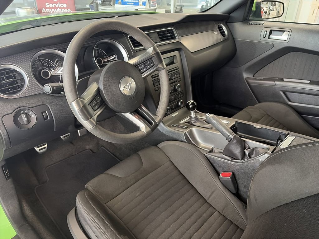 Used 2013 Ford Mustang Boss 302 w/ Boss 302 Accessory Pkg RWD image 11