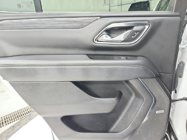 Used 2023 GMC Yukon SLT RWD image 39