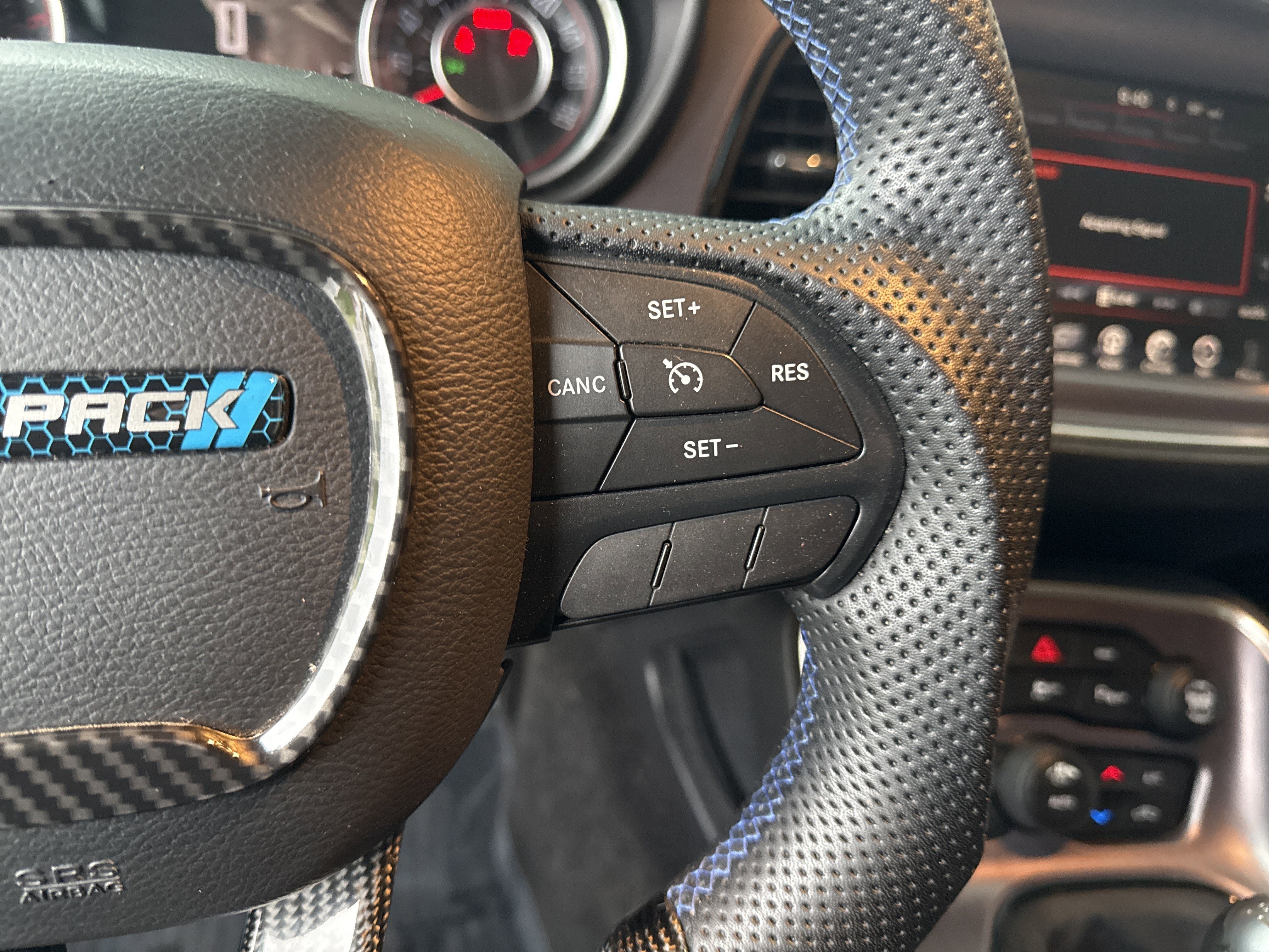 Used 2015 Dodge Challenger R/T Scat Pack RWD image 19