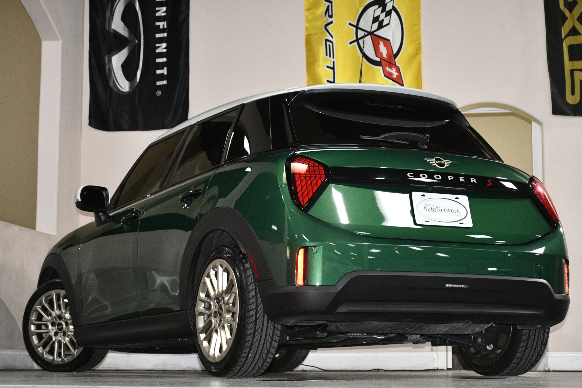 Used 2025 MINI Cooper S image 86