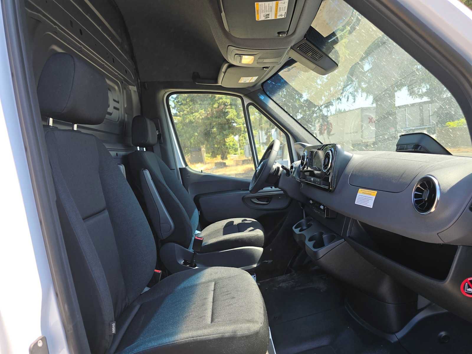 New 2026 Mercedes-Benz Sprinter 2500 image 11