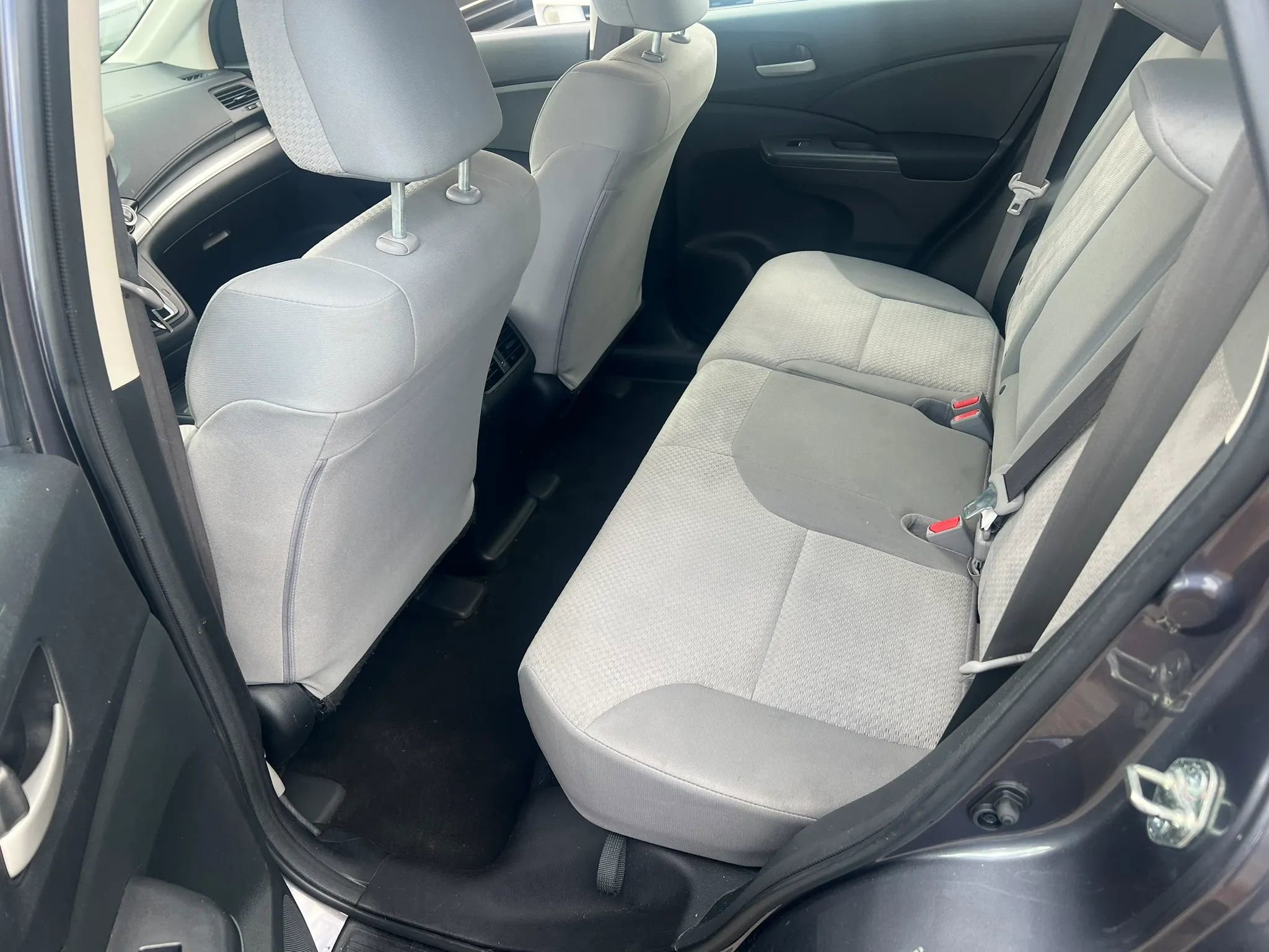 Used 2016 Honda CR-V LX image 14