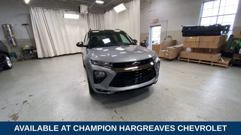 Certified 2023 Chevrolet TrailBlazer RS AWD/4WD image 3