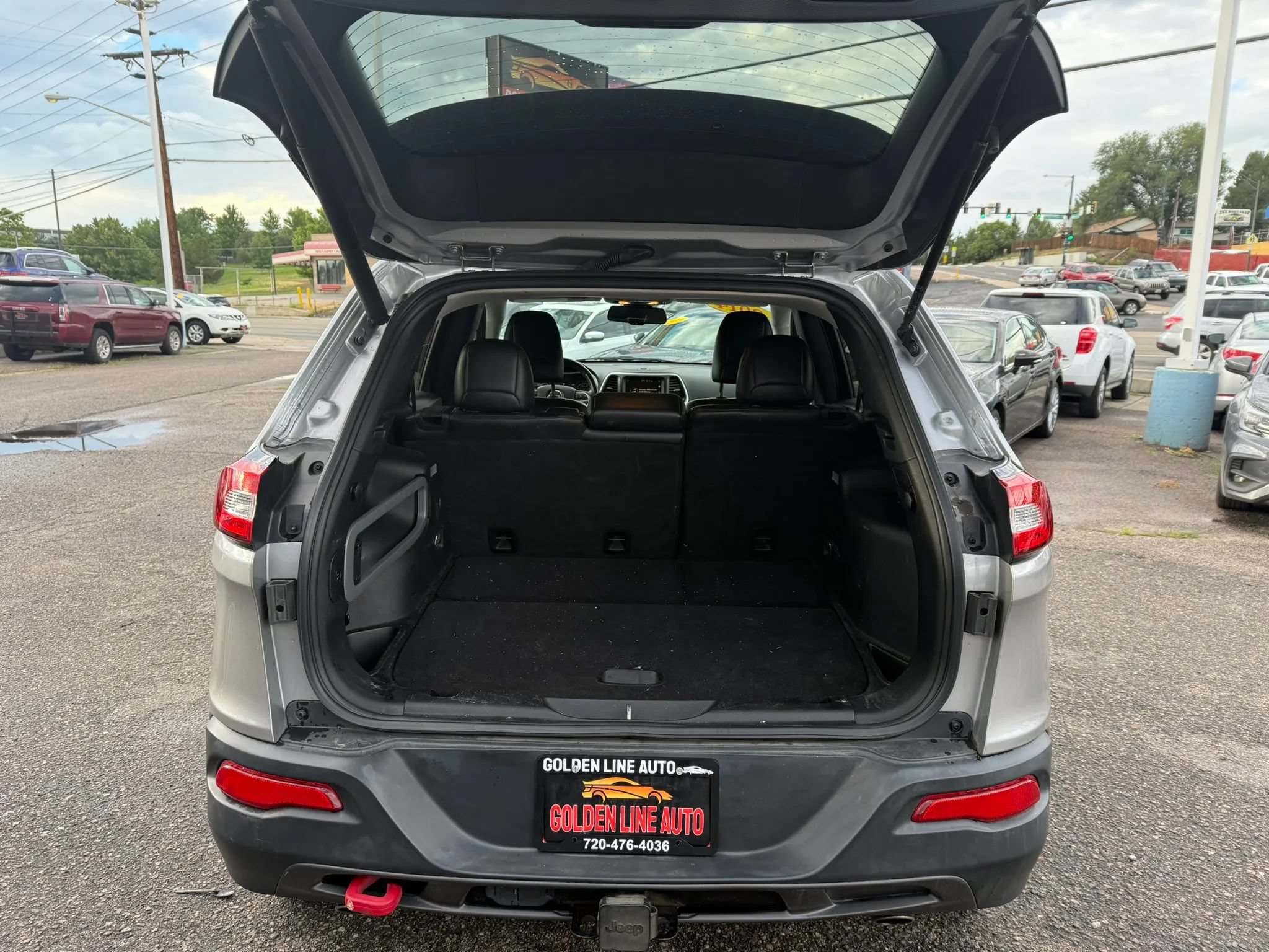Used 2014 Jeep Cherokee Trailhawk w/ Comfort/Convenience Group AWD/4WD image 26