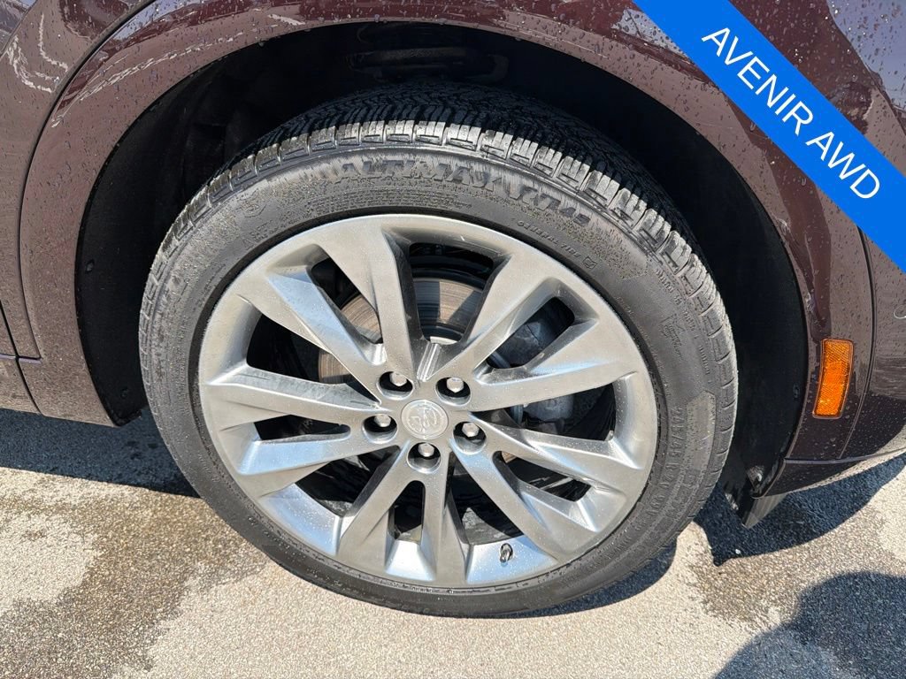 Used 2021 Buick Envision Avenir w/ Technology Package II AWD/4WD image 34
